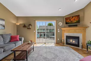 658 Lois Ln, Circle Pines, MN 55014 - Photo 3