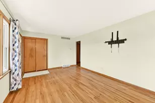 2031 17 1/2 Street NW, Rochester, MN 55901 - Photo 5