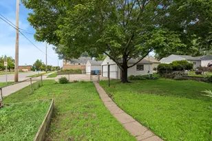 1800 Cleveland St NE, Minneapolis, MN 55418 - Photo 31