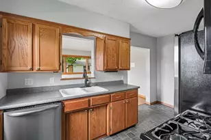 1800 Cleveland St NE, Minneapolis, MN 55418 - Photo 3