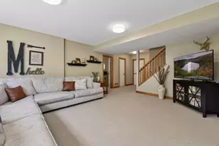 8385 Kelzer Pond Dr, Victoria, MN 55386 - Photo 21