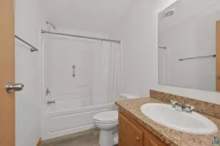 4474 Birchwood Dr, Hermantown, MN 55811 - Photo 11