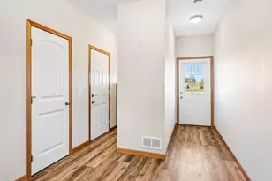 126 9th Avenue Northeast, Isanti, MN 55040 - Photo 7