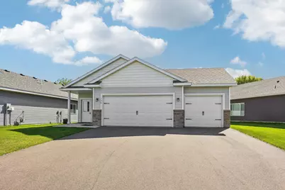 126 9th Avenue NE, Isanti, MN 55040 - Photo 3