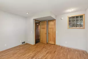 4008 Pennsylvania Ave, Eagan, MN 55123 - Photo 23