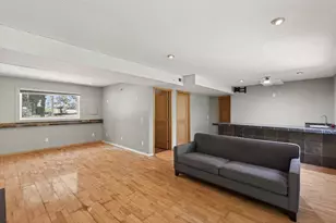 4008 Pennsylvania Ave, Eagan, MN 55123 - Photo 17