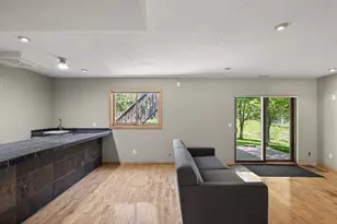 4008 Pennsylvania Ave, Eagan, MN 55123 - Photo 15