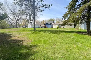 1224 Lake St, Fergus Falls, MN 56537 - Photo 27