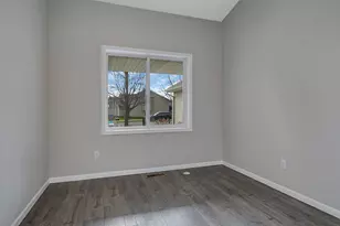 12363 Walnut Dr, Rogers, MN 55374 - Photo 9