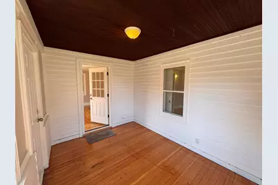 1021 Minnehaha Avenue E, Saint Paul, MN 55106 - Photo 5