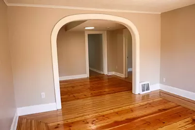 1021 Minnehaha Avenue E, Saint Paul, MN 55106 - Photo 9