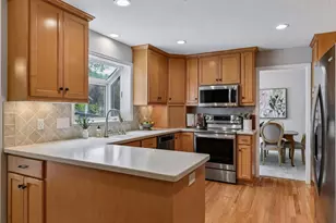 6604 Londonderry Dr, Edina, MN 55436 - Photo 7