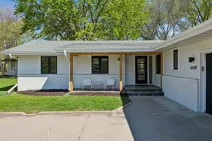 6401 Doron Ln, Edina, MN 55439 - Photo 3
