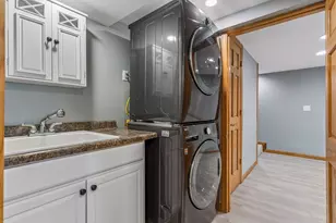 3537 Valley Street NE, Minneapolis, MN 55418 - Photo 21