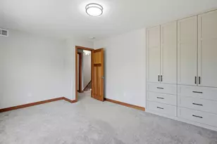 2734 Shadow Wood Ct, Chaska, MN 55318 - Photo 25