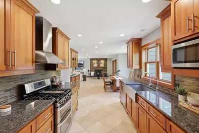 2734 Shadow Wood Court, Chaska, MN 55318 - Photo 7