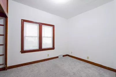 489 Whitall Street, Saint Paul, MN 55130 - Photo 9