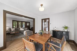 1140 Hawthorne Ave E, Saint Paul, MN 55106 - Photo 9