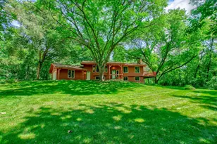 10 High Cir Way, North Oaks, MN 55127 - Photo 1