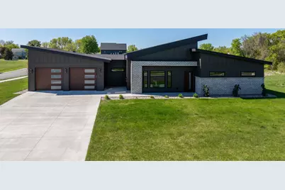 11 South Pointe Court, North Mankato, MN 56003 - Photo 1