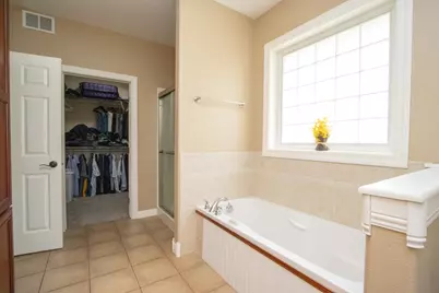 2346 Abbywood Lane, North Mankato, MN 56003 - Photo 27