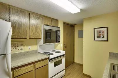 5501 Dewey Hill Road #140, Edina, MN 55439 - Photo 35