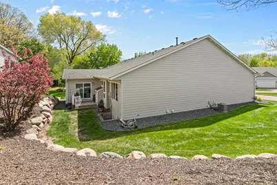 833 Southcross Drive E, Burnsville, MN 55306 - Photo 9