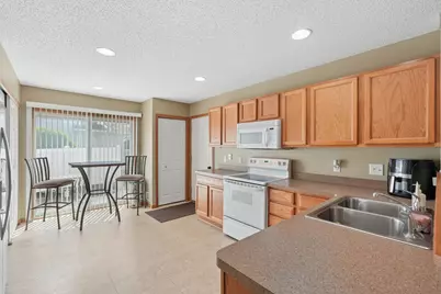 4990 149th Street N #2, Hugo, MN 55038 - Photo 5