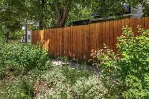 1042 Churchill St, Saint Paul, MN 55103 - Photo 25