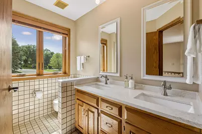 10416 Briar Circle, Bloomington, MN 55437 - Photo 19