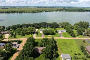 4 S Fox Lake Dr E, Sherburn, MN 56171 - Photo 9