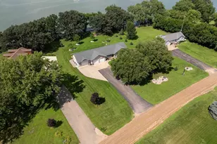 4 S Fox Lake Dr E, Sherburn, MN 56171 - Photo 1