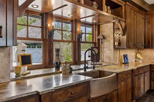 1610 Locust Hills Pl, Wayzata, MN 55391 - Photo 29