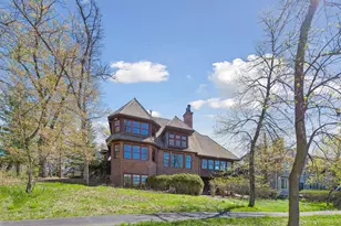 1610 Locust Hills Pl, Wayzata, MN 55391 - Photo 5