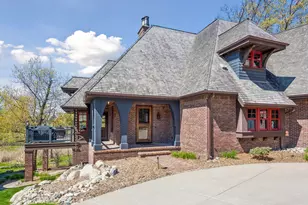1610 Locust Hills Pl, Wayzata, MN 55391 - Photo 9