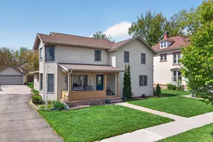 612 S Oak St, Lake City, MN 55041 - Photo 1