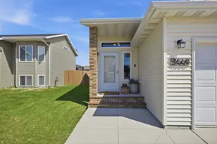 4560 15th St S, Moorhead, MN 56560 - Photo 25