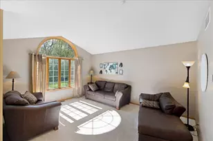 25647 Gustavus Ct, Wyoming, MN 55092 - Photo 7