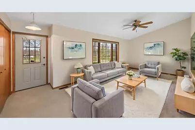 2120 Grotte Avenue NE, Bemidji, MN 56601 - Photo 5