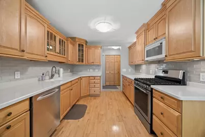 2439 Walnut Avenue, New Brighton, MN 55112 - Photo 3