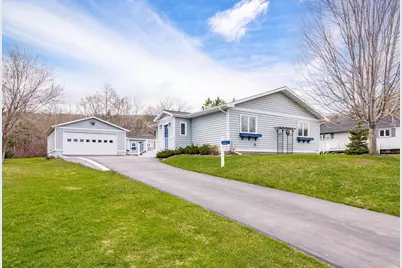 209 90th Avenue W, Duluth, MN 55808 - Photo 1