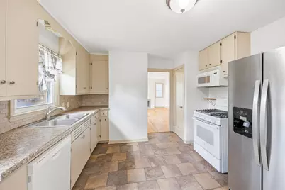 1211 Lealand Road E, Maplewood, MN 55109 - Photo 7