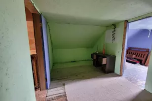 140 W Howard St, Hibbing, MN 55746 - Photo 13