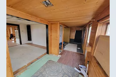 140 W Howard Street, Hibbing, MN 55746 - Photo 5