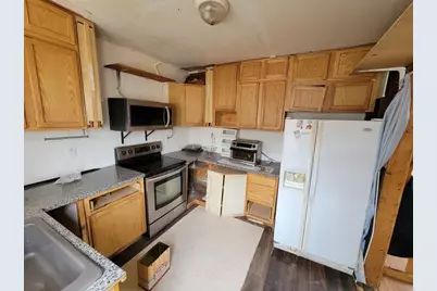 140 W Howard Street, Hibbing, MN 55746 - Photo 9