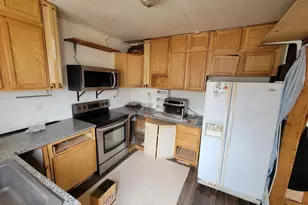 140 W Howard St, Hibbing, MN 55746 - Photo 9