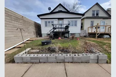 140 W Howard Street, Hibbing, MN 55746 - Photo 1