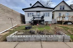 140 W Howard St, Hibbing, MN 55746 - Photo 1