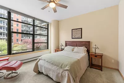 215 10th Avenue S #207, Minneapolis, MN 55415 - Photo 15