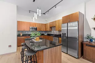 215 10th Ave S, Minneapolis, MN 55415 - Photo 1